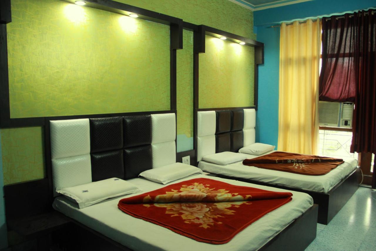 Aashirwad Hotel Katra  Exterior photo